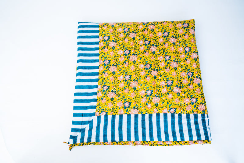 Mini Magnolia Shindig Blanket in Marigold